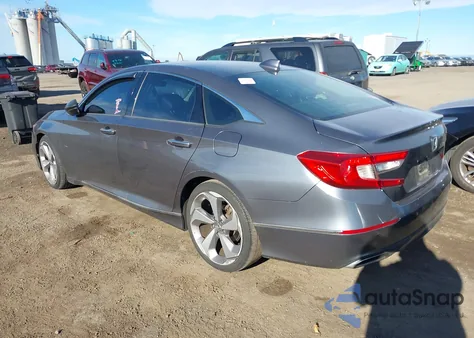 2018 Honda Accord Touring z USA, uszkodzony, nr VIN 1HGCV1F98JA049065